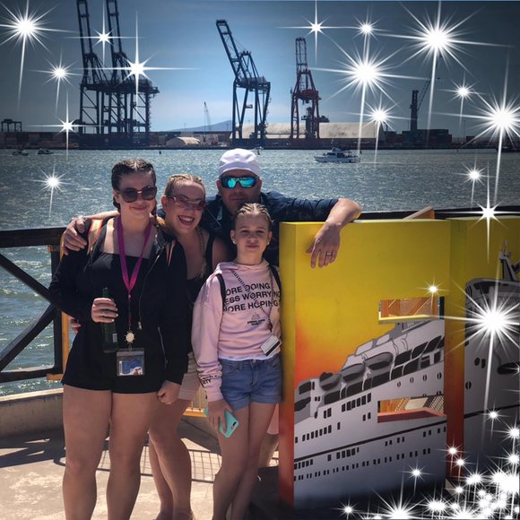 Meet your Posher, Kenzie - Picture 1 of 1